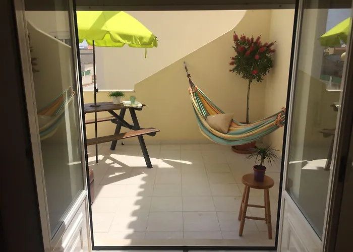 Pineapple Surf House Atouguia Da Baleia