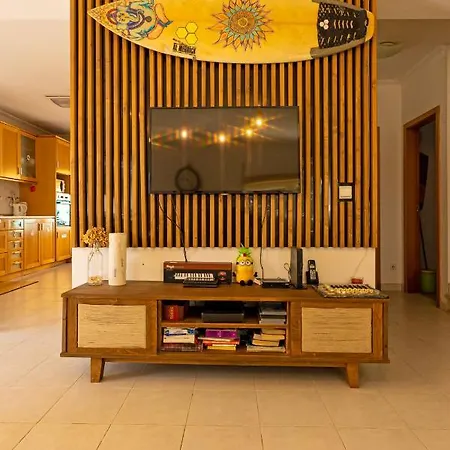Pineapple Surf House 旅馆 阿通奎亚·达·巴利亚