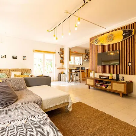 Pineapple Surf House 旅馆 阿通奎亚·达·巴利亚