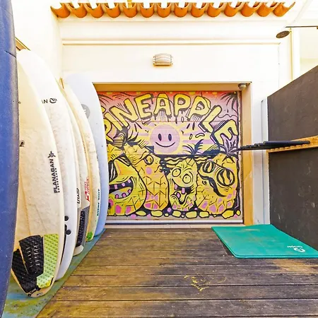 Pineapple Surf House אנטוגויה דה באלייה