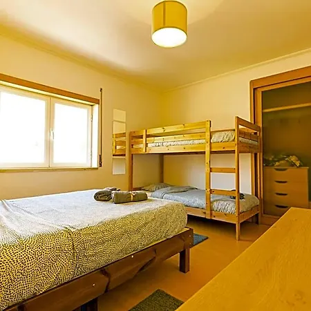 Hostel Pineapple Surf House *