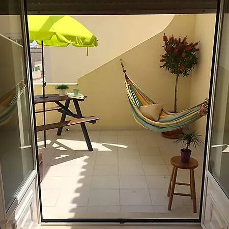 Pineapple Surf House Hostel Atouguia Da Baleia