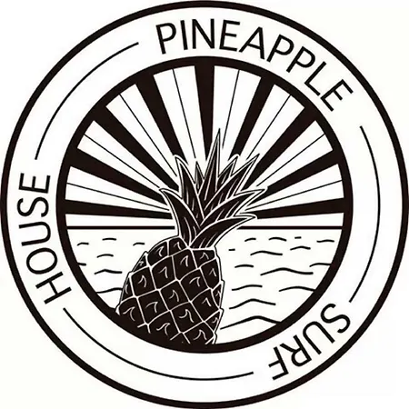 Pineapple Surf House * אנטוגויה דה באלייה