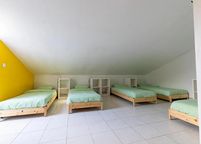 Pineapple Surf House * Atouguia da Baleia