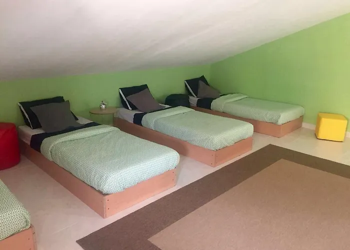 Pineapple Surf House