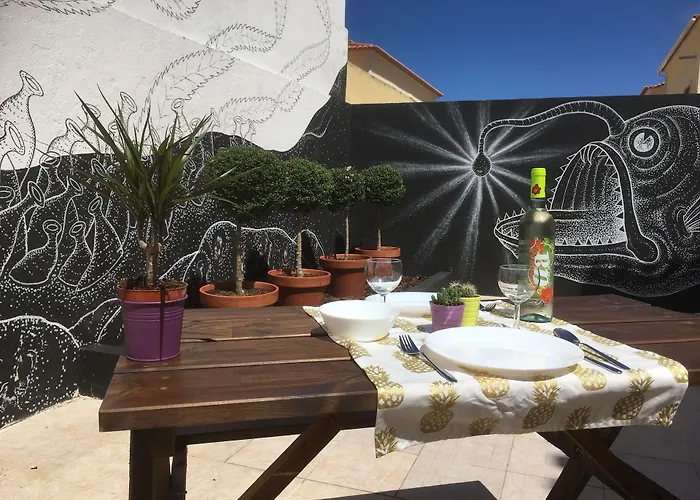 Hostel Pineapple Surf House Atouguia da Baleia