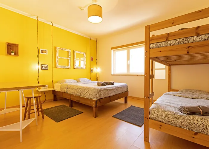 ホステル Pineapple Surf House *