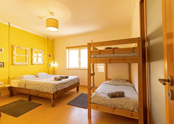 ホステル Pineapple Surf House *