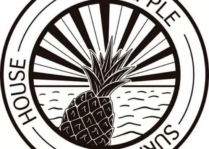 Pineapple Surf House * アトウギア・ダ・バレイア