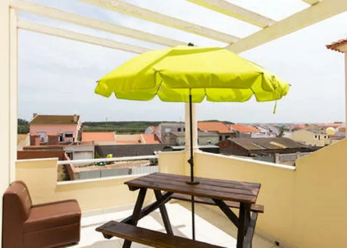 Pineapple Surf House ホステル *